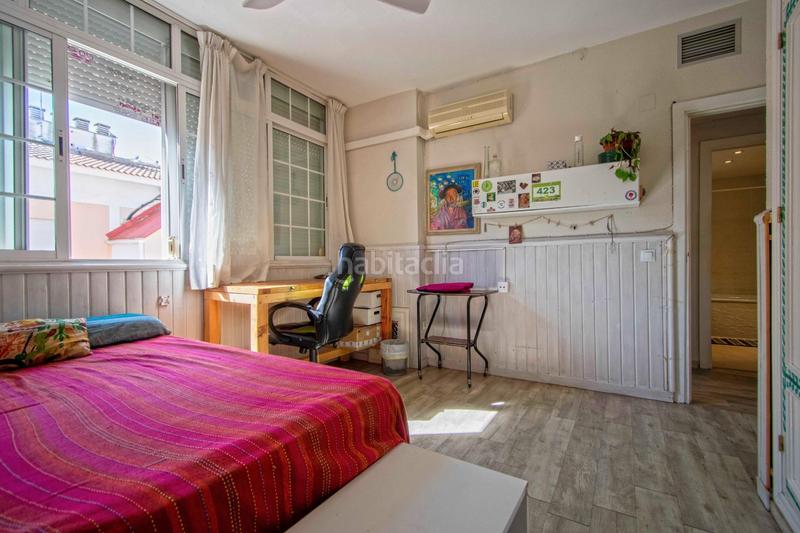 Foto 74ab4585-e5b6-41fb-a524-3fe003e6bf04. Casa adossada amb piscina a colores - entreparques Sevilla