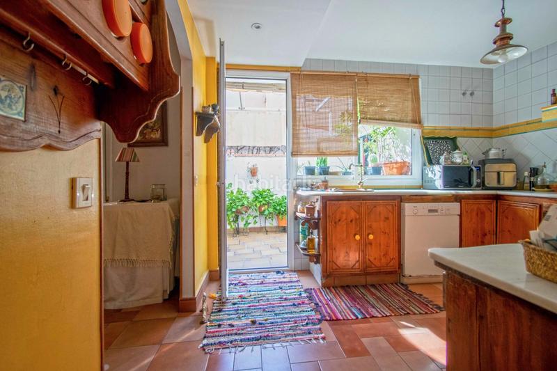 Foto 92e820c7-b25e-4784-ad7e-be5c9744ab27. Casa adossada amb piscina a colores - entreparques Sevilla