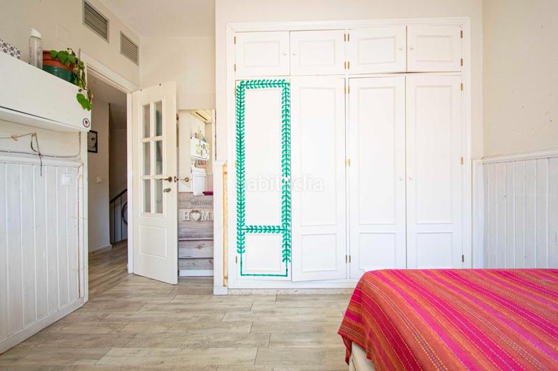 Foto 9f815f22-fd89-477c-9150-ee59222c9ec6. Casa adossada amb piscina a colores - entreparques Sevilla