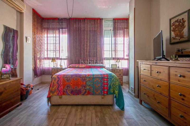 Foto b3811cde-1f55-45ba-9c53-908b480c0aeb. Casa adossada amb piscina a colores - entreparques Sevilla