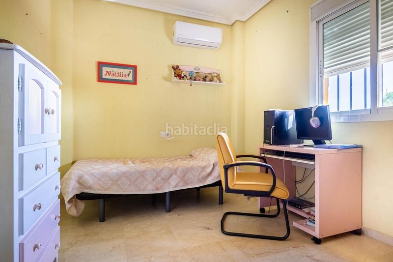 Foto 0e9e7ff8-27c9-43d9-839c-c5d10a9184cb. Xalet amb aparcament piscina a Almensilla