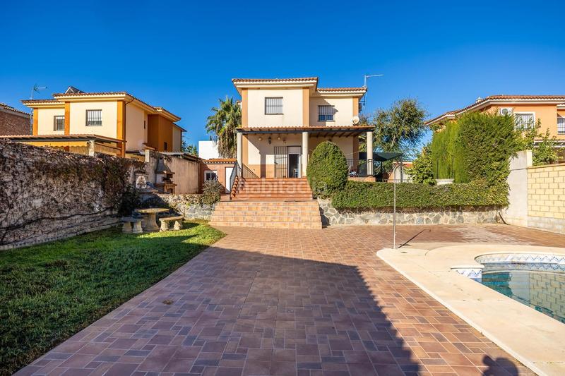 Foto 249e9c14-4816-4533-bbe1-a5a23766a13e. Xalet amb aparcament piscina a Almensilla