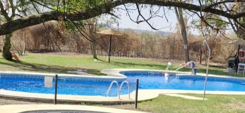 Foto 4866adc2-4be0-43f1-9f45-d7df5713a111. Xalet amb aparcament piscina a Almensilla