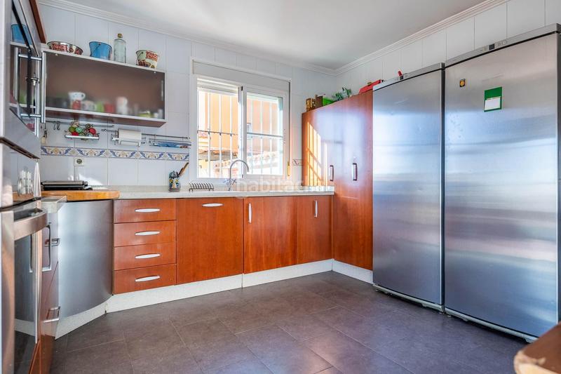 Foto 74fb89eb-4c01-462e-9d4c-e00a956cbb4d. Xalet amb aparcament piscina a Almensilla