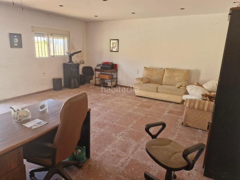 Foto a24c1a6b-8b25-409e-9c79-77482d432473. Xalet amb aparcament piscina a Almensilla