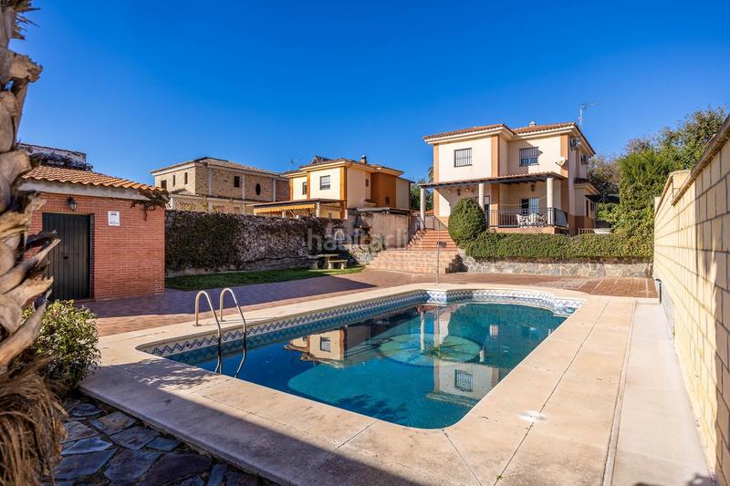 Foto cc927f18-e559-4c27-97fa-d9e3a48f67d4. Xalet amb aparcament piscina a Almensilla