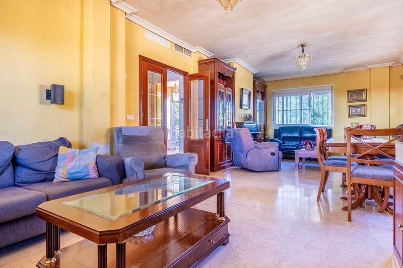 Foto e5937ba8-f3de-4333-9659-99ca475b7d00. Xalet amb aparcament piscina a Almensilla