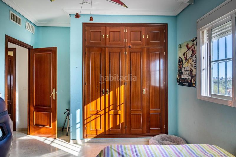 Foto e5b82ad4-af4c-4881-a854-74c6bc27580d. Xalet amb aparcament piscina a Almensilla