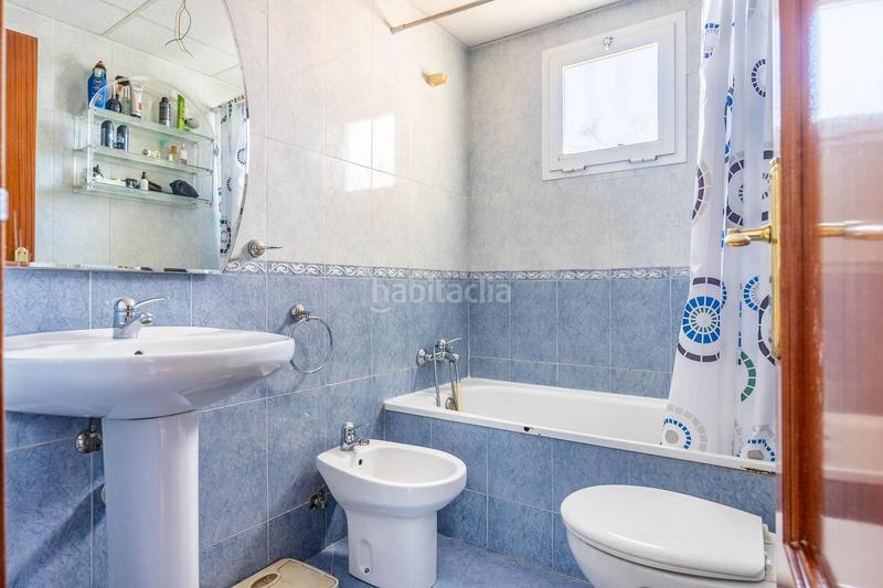 Foto f9bddeda-4d85-4c42-94d9-afb1159b54ae. Xalet amb aparcament piscina a Almensilla