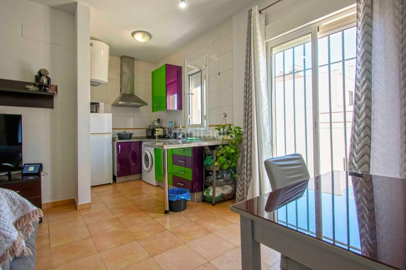 Foto d51d48c9-28e4-40b6-b34a-4c4afb294043. Casa a schiera in Viso del Alcor (El)