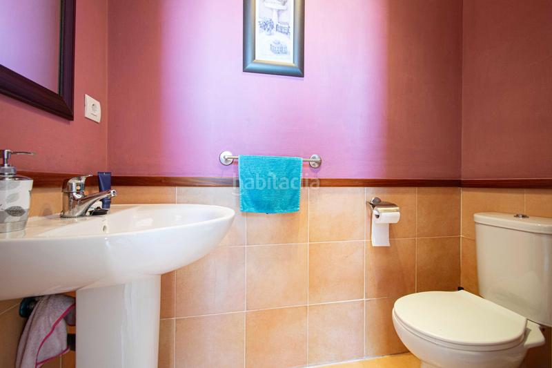 Foto d7628a9f-b104-4e36-8dc9-2fe1c7bb38a5. Casa a schiera in Viso del Alcor (El)