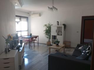 Miete Etagenwohnung  Avenida de las ciencias. Piso en alquiler en avenida de las ciencias