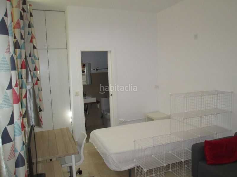 Foto 89a68616-e75c-415a-8ad7-04fb19f21d10. Miete studiowohnung in San Gil Sevilla