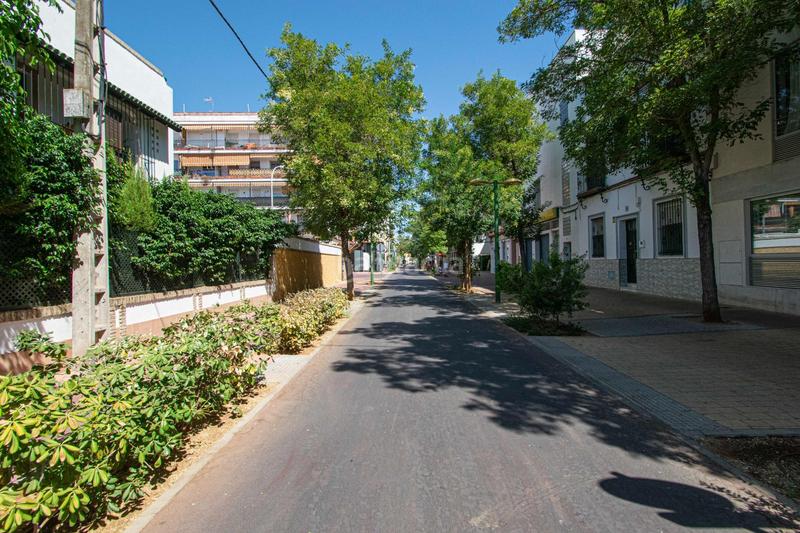 Foto 393b730c-4335-4e7d-92aa-2ebc0e278679. Casa con parcheggio in Cruz Roja Sevilla