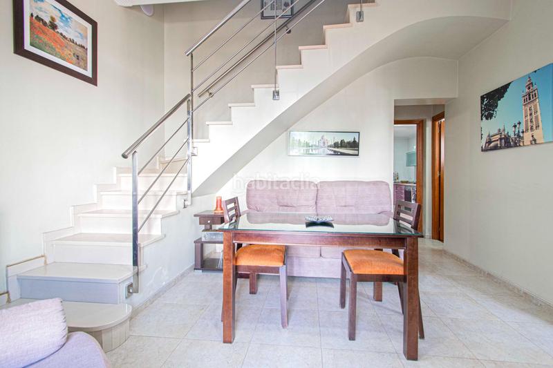 Foto 87188a0b-d221-40c4-9d9e-7fb366e62799. Casa con parcheggio in Cruz Roja Sevilla