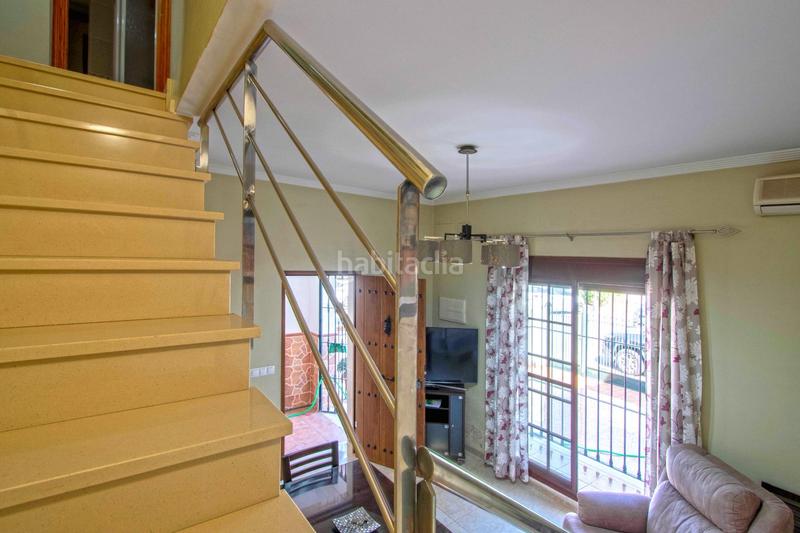 Foto a18ea463-116d-4355-aae3-32c03d20e703. Casa con parcheggio in Cruz Roja Sevilla