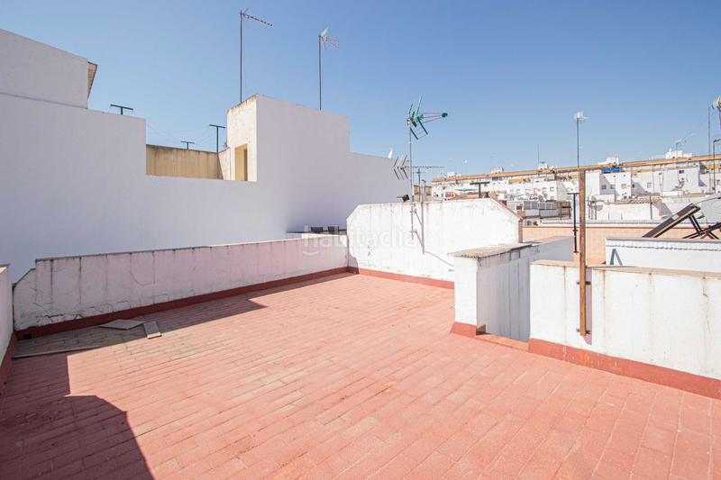 Foto ea6c5cbb-6ae5-4d70-9148-c2159728381c. Casa con parcheggio in Cruz Roja Sevilla