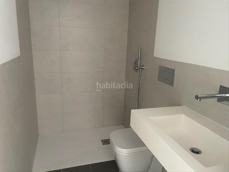 Foto 06472829-503f-4542-9513-8d2b718af4ce. Casa a schiera con parcheggio piscina in Las Almenas Tomares