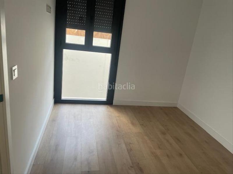 Foto 34a29e61-3a33-482f-8ca9-b61600f68688. Casa a schiera con parcheggio piscina in Las Almenas Tomares