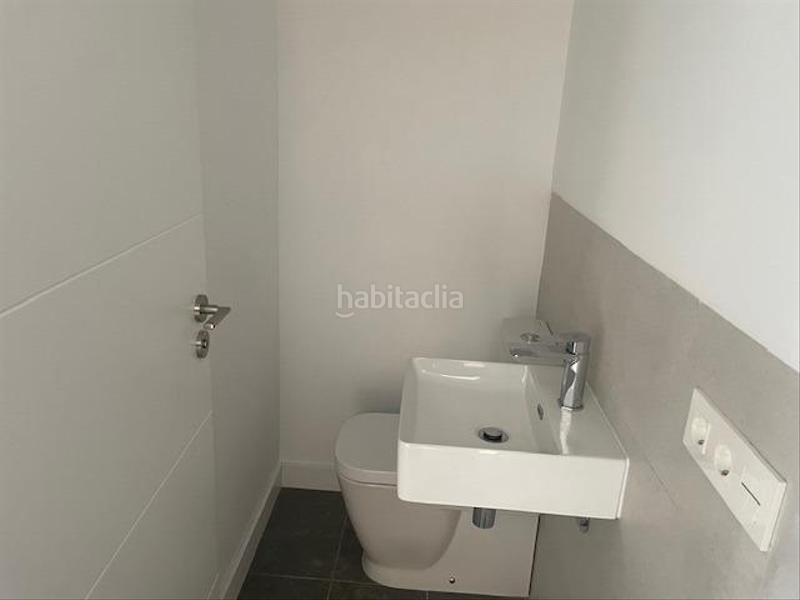 Foto 8bda4a47-486d-4230-af42-0fa5ad277deb. Casa a schiera con parcheggio piscina in Las Almenas Tomares