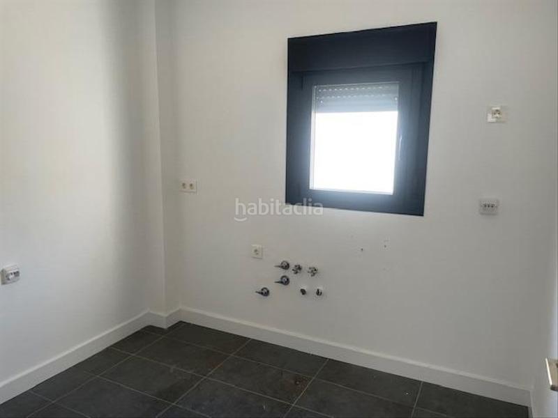 Foto 9173d819-b8fc-4ddf-8069-c21597942102. Casa a schiera con parcheggio piscina in Las Almenas Tomares