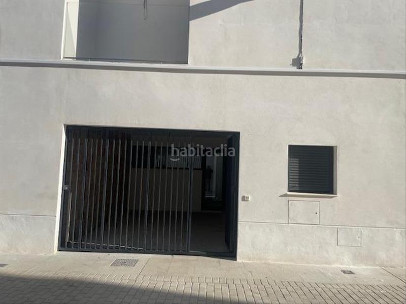 Foto ab653991-9ffc-4ea6-afce-9c5577579093. Casa a schiera con parcheggio piscina in Las Almenas Tomares