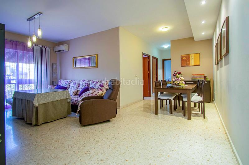 Foto 070ad8b2-1e7b-4f88-9ddb-3fce9193b5ae. Appartamento con parcheggio in El Cano - Los Bermejales Sevilla
