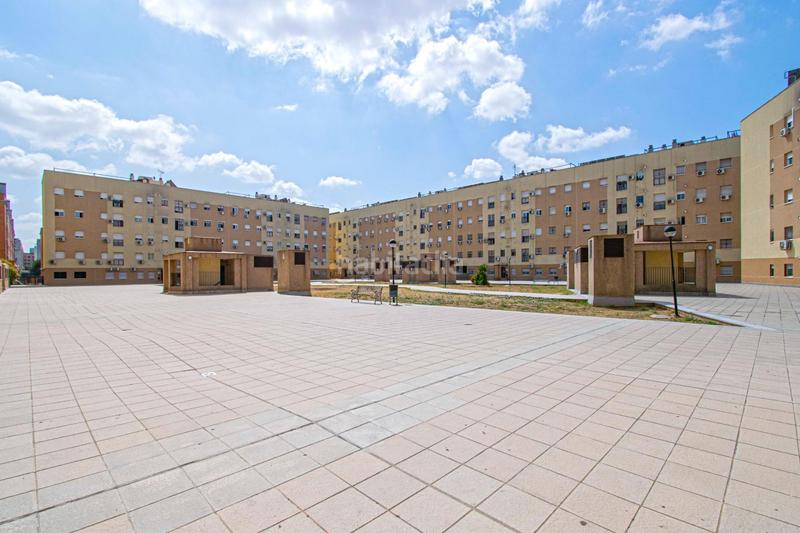 Foto ac356922-1b77-474b-8eb8-0cffdae26797. Appartamento con parcheggio in El Cano - Los Bermejales Sevilla