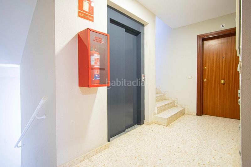 Foto ca0ef69b-21a9-4dae-b6fc-a389356373cd. Appartamento con parcheggio in El Cano - Los Bermejales Sevilla