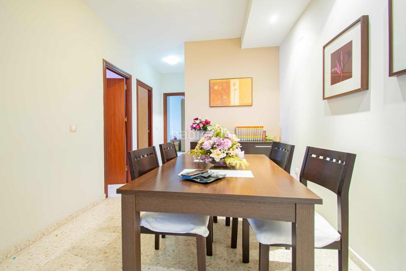 Foto d36b53ae-4794-4b88-a126-ca6c623ba9e0. Appartamento con parcheggio in El Cano - Los Bermejales Sevilla