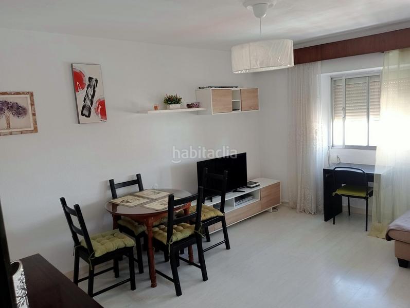 Foto a1af6615-2b18-45b9-ab5a-ec8c62cc9769. Miete etagenwohnung in sector sur - la palmera - reina mercedes Sevilla