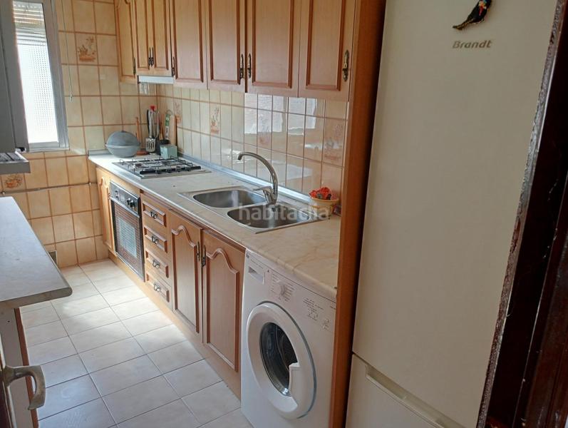 Foto c4b70099-606f-4d17-84ba-cf3cc15df5e6. Miete etagenwohnung in sector sur - la palmera - reina mercedes Sevilla