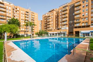 Appartement à Urbadiez - Entrepuentes. Magnífico piso con plaza de garaje en urbanización las góndolas!
