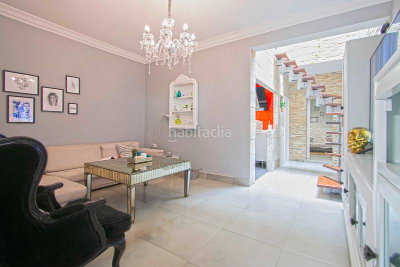 Foto bbcaaa63-1ec2-4ebd-aeea-e5a9bc8732ff. Casa a schiera in Torreblanca Sevilla