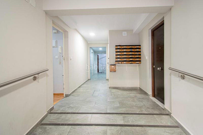 Foto 03ed4eeb-d50e-4448-a18a-da7a24057b05. Flat in Parque Alcosa Sevilla