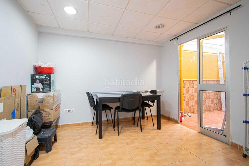 Foto 9bb661b4-6d9d-4dd0-a095-e8a6d4f0c373. Flat in Parque Alcosa Sevilla