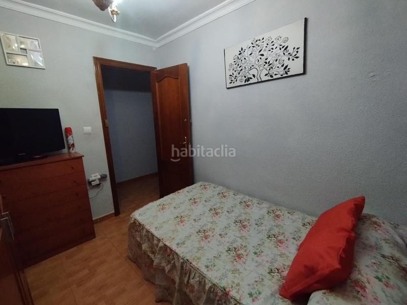 Foto df419306-9aaf-4316-94a2-63c7bcdfbc86. Flat in Parque Alcosa Sevilla