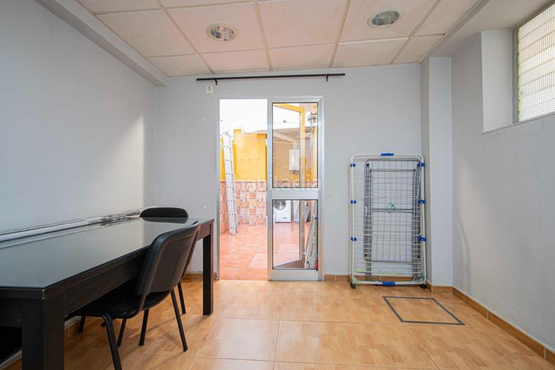 Foto ed99ba65-110a-4726-be94-87b4ddc70e8a. Flat in Parque Alcosa Sevilla