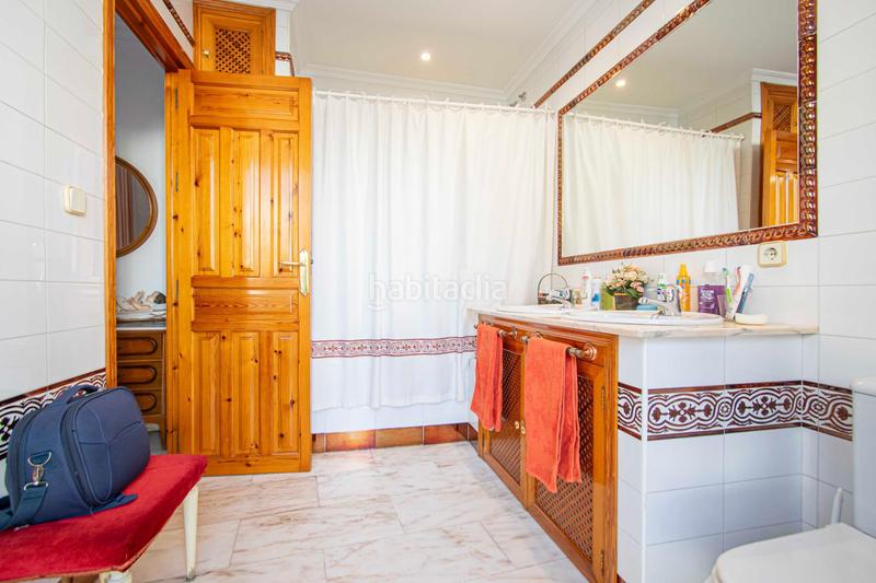 Foto f4f5b70a-9380-4a1d-8e87-e922c5fd6889. Casa con parcheggio in San Julián Sevilla