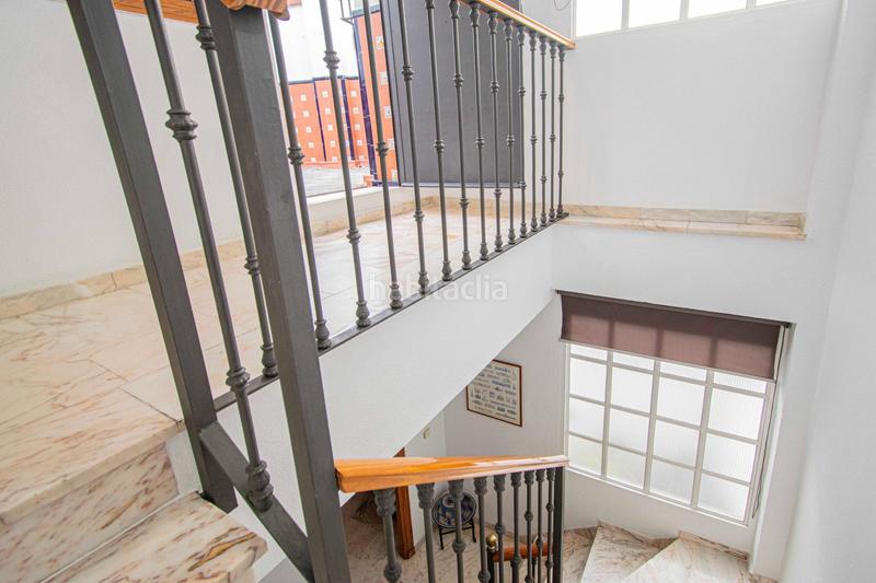 Foto b2aefef7-9bd2-428b-b3f4-9cf13a45f12a. Haus mit parking in San Julián Sevilla