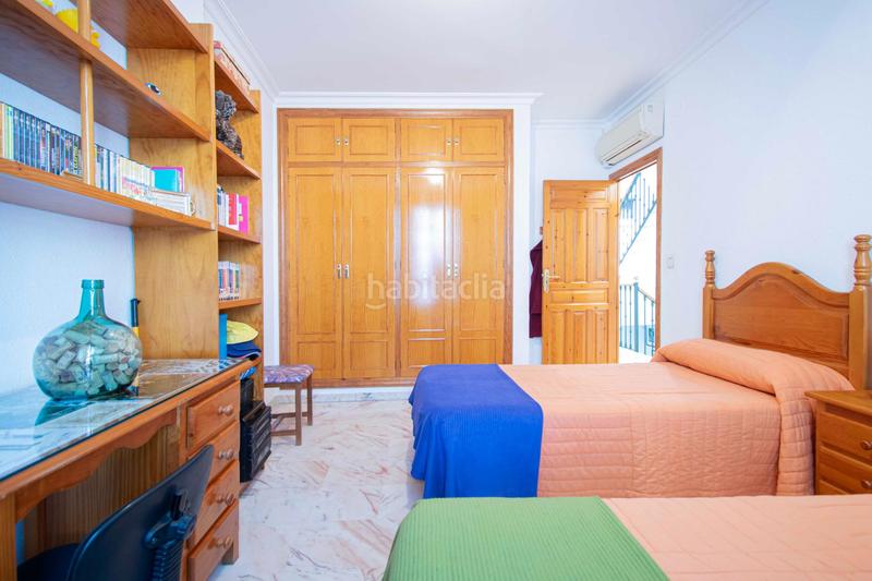 Foto 42595384-8d26-428d-a7f0-e7541602eedb. House with parking in San Julián Sevilla