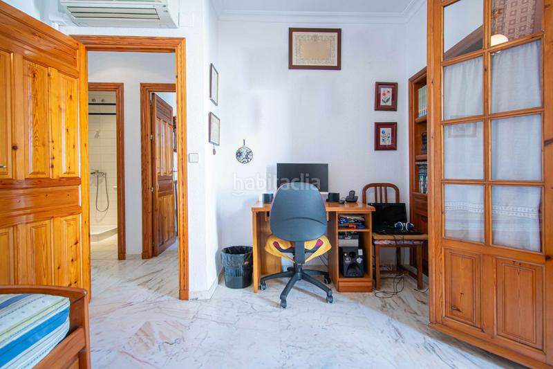 Foto 5a785cce-d43f-4fbd-8bd9-c42774a23230. House with parking in San Julián Sevilla