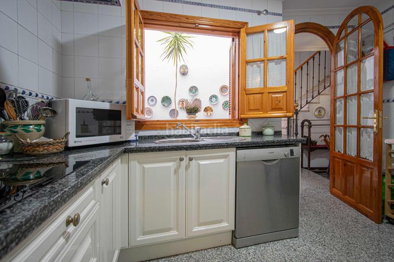 Foto 659ed71c-436d-4247-94ff-988a55ba2b69. House with parking in San Julián Sevilla