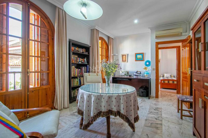 Foto 6d360a7f-b896-4e05-908c-3f6497b7a35d. House with parking in San Julián Sevilla