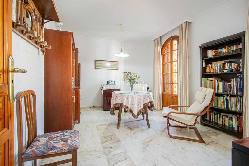 Foto e752220b-9aea-47fe-a9c2-4e15b5903c98. House with parking in San Julián Sevilla