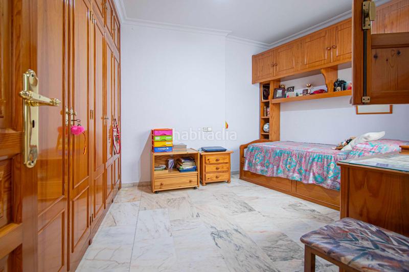 Foto f2426566-235d-49bd-b1d2-0f536a8da8f2. House with parking in San Julián Sevilla