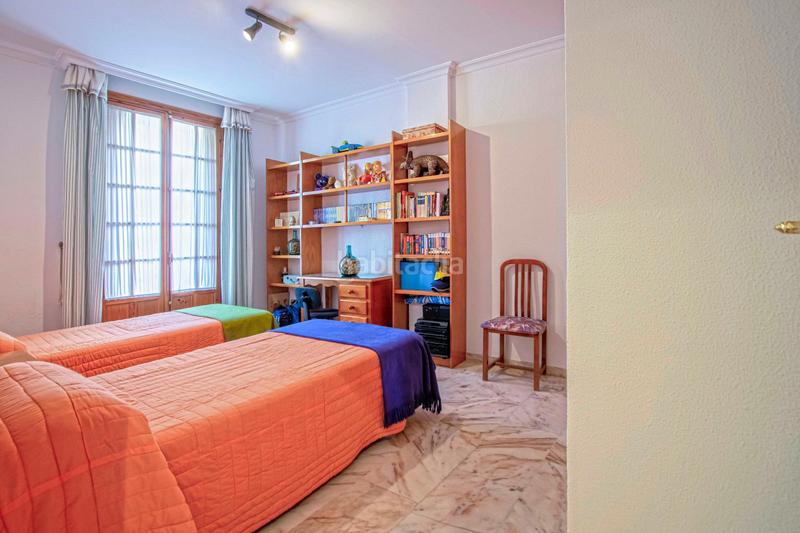 Foto 4f3d1ff3-ada0-4c43-8397-a5b5000d6a2d. Maison avec parking dans San Julián Sevilla