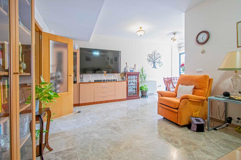 Foto 89cf6cbc-e051-42b6-a57b-b329011a412c. Casa con riscaldamento parcheggio in Casco Antiguo Mairena del Aljarafe