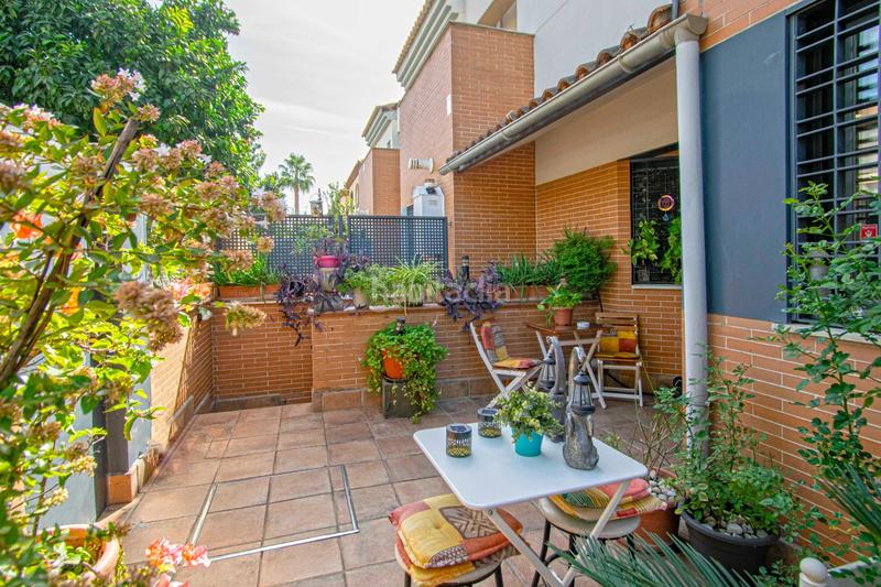 Foto cef628aa-e9c8-44e4-9819-5d923647cec2. Casa con riscaldamento parcheggio in Casco Antiguo Mairena del Aljarafe