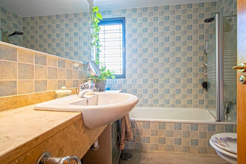 Foto e7e756e7-3de0-402e-bf1a-6012c8612e08. Casa con riscaldamento parcheggio in Casco Antiguo Mairena del Aljarafe